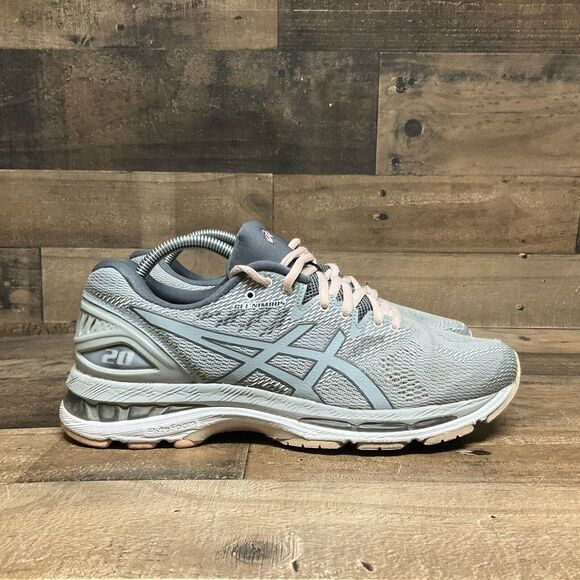 Size 10 M Asics Women's GEL NIMBUS 20 T850N - Picture 1 of 8